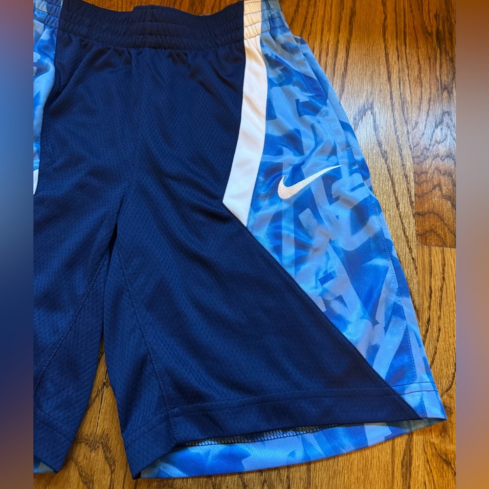 Nike Navy and Light Blue Sports Shorts - Picture 2 of 6